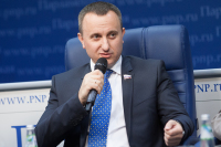 Член Комитета Госдумы по бюджету и налогам, член фракции ЛДПР Антон Ищенко