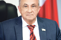 На прямой связи с участниками встречи был председатель Государственного Совета Удмуртской республики Александр Соловьев