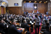 Несмотря на то, что избрание председателя Скупщины отложено на 23 апреля, депутаты успели сформировать в ходе первого заседания парламентские фракции. 