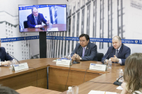 Участники дискуссии