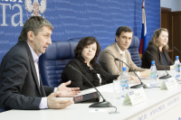 Участники дискуссии