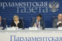 Участники дискуссии