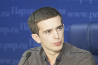 Руководитель межрегиональной общественной организации содействию развития культурного взаимодействия в гражданском обществе «СтопХам», член ОП РФ Дмитрий Чугунов