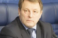 Начальник Главного управления по обеспечению безопасности дорожного движения Министерства внутренних дел Российской Федерации генерал-лейтенант полиции Виктор Нилов