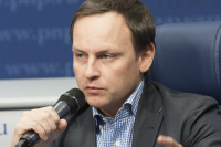 Заместитель председателя Комитета Госдумы по жилищной политике и ЖКХ Александр Сидякин 