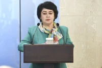 Роза Гатина, директор ФКП «Государственный научно-исследовательский институт химических продуктов», доктор химических наук, профессор (г. Казань)