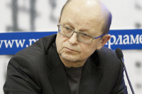 Профессор кафедры семиотики и общей теории искусства, документального искусствоведения, заместитель декана по науке и инновационной деятельности факультета искусств МГУ Владимир Кошаев 