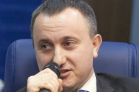 Член комитета Госдумы по бюджету и налогам Антон Ищенко