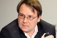 Руководитель комиссии по молодежной политике социальной платформы «Единой России», президент Фонда «Открытые сердца» Андрей Подгорный 