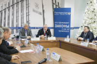 Участники дискуссии