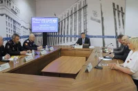 Участники дискуссии