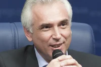 Заместитель декана факультета мировой экономики и мировой политики ГУ ВШЭ Игорь Георгиевич Ковалев