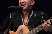 Представитель цыганского искусства Вячеслав Васильев