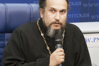 Настоятель Краснохолмского Свято-Николаевского архиерейского подворья иеромонах Силуан Конев 