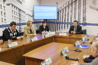 Участники дискуссии