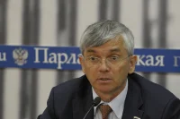 Координатор Депутатской группы по связям с парламентом Словацкой Республики, член комитета Госдумы по охране здоровья Александр Петров