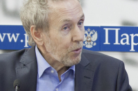 Член Комитета Государственной Думы по труду, социальной политике и делам ветеранов Валерий Трапезников 