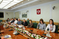 Встреча финалистов Олимпиады по интеллектуальной собственности среди старшеклассников с сенаторами