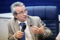 Член комитета Государственной Думы по вопросам собственности Владимир Родин
