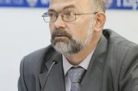 Замдекана факультета документоведения Историко-архивного института РГГУ Александр Сенин