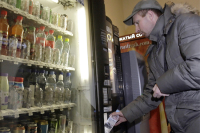 На пути автоматов по продаже алкоголя встали депутаты Госдумы