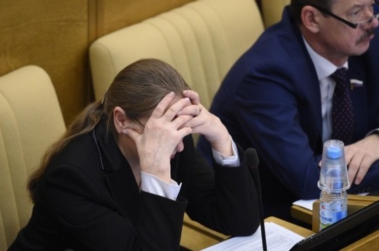 Госдума может рассмотреть штрафы за прогулы депутатов на следующей неделе – Лебедев