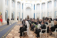 Владимир Путин в Кремле вручил государственные награды