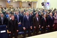 Слова гимна ЛДПР партийцы знают наизусть