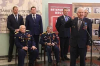 Долгое время ветераны не могли рассказывать даже родным о том, где воевали. Сейчас они могут поделиться опытом с новым поколением.