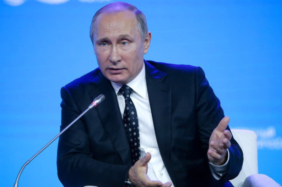 Президент РФ подписал закон о бессрочной и бесплатной приватизации жилья