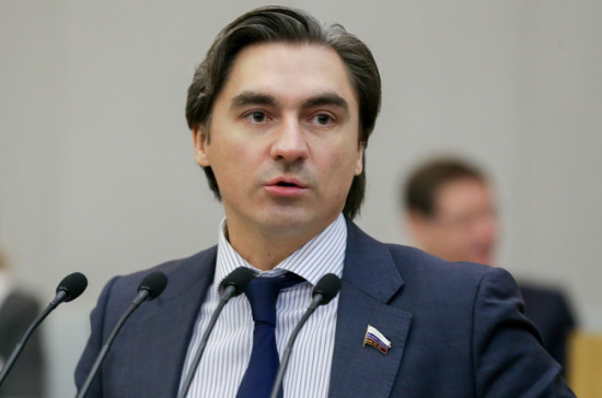 Госдума старается увеличить расходы на здравоохранение — Свинцов 