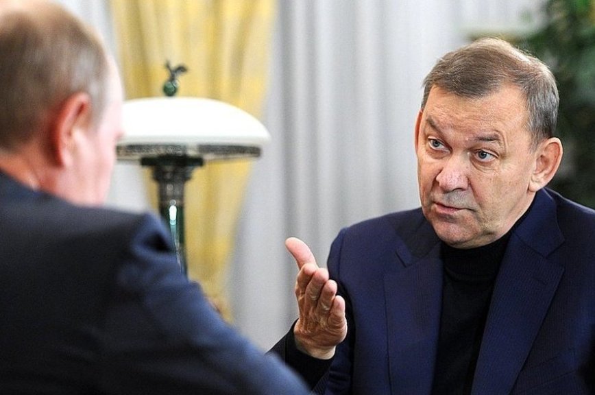 Медведев поздравил гендиректора Большого театра Урина с юбилеем