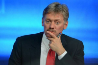 В Кремле не видят поводов для ухода Илюмжинова с поста главы FIDE