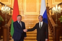 Важно формировать позитивную российско-белорусскую повестку, считает Медведев
