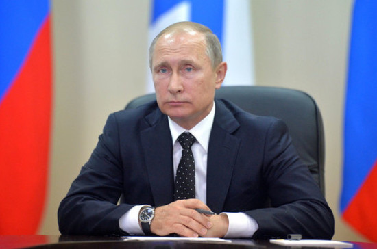 Путин призвал СМИ и чиновников работать на общую цель