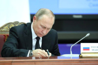 Путин уволил главу Удмуртии в связи с утратой доверия