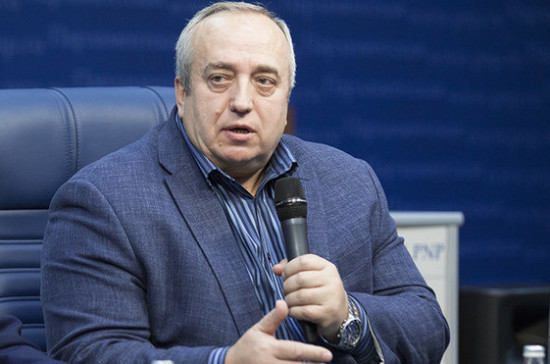 Гривны пущены на ветер &mdash; Клнцевич о строительстве дамбы на Украине