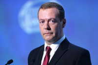 Медведев: власти сделают всё для поддержки ветеранов
