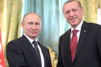 Путин и Эрдоган могут обсудить вопрос поставки зерна в Турцию, заявил Песков
