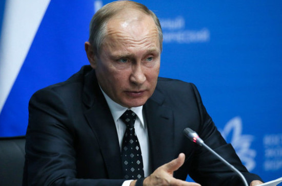 Путин поручил кабмину и АИЖК расширить вовлечение в оборот земель для строительства жилья