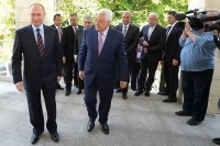 Путин: Россия поддерживает возобновление диалога между Палестиной и Израилем