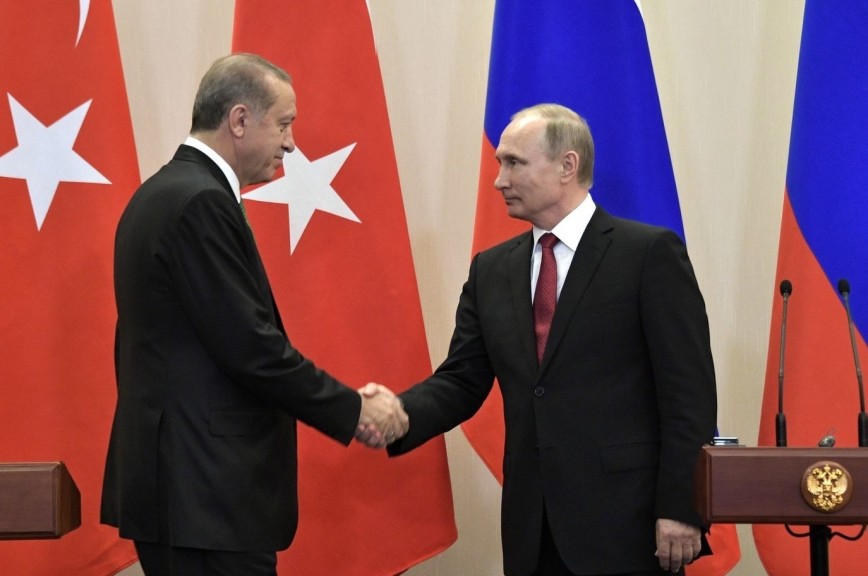 Путин встретился с Эрдоганом на форуме в Пекине
