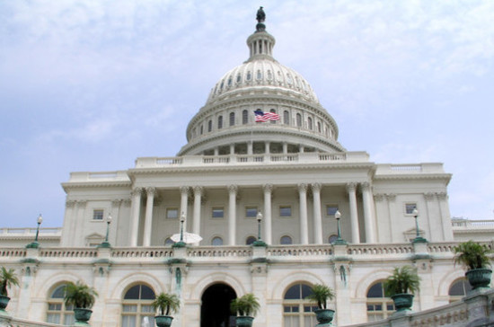 Конгресс США требует новых санкций