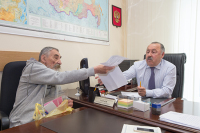 Газзаев провёл приём граждан в общественной приёмной Госдумы