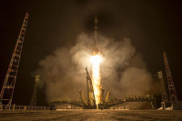 Кабмин утвердил меры по проведению запуска иностранных спутников с Плесецка и Байконура