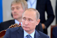 Путин предложил обратить внимание на развитие судебной системы