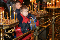 Московский патриархат на Украине решил сам защищать церкви от захвата 