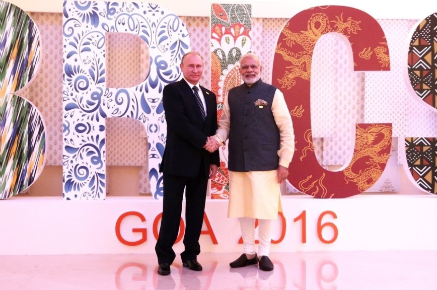 Ушаков: членство Индии в ШОС будет оформлено на саммите в Астане