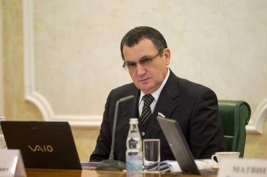 Фёдоров призвал развивать торгово-экономическое сотрудничество с Арменией