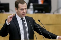 Медведев поручил обеспечить безопасность детского летнего отдыха